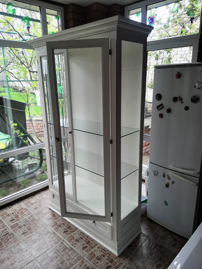 Изображение: Шкаф витрина для посуды 6