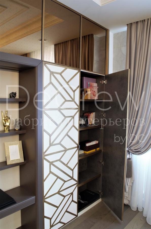 Изображение: Шкаф с ТV зонной CTV 19