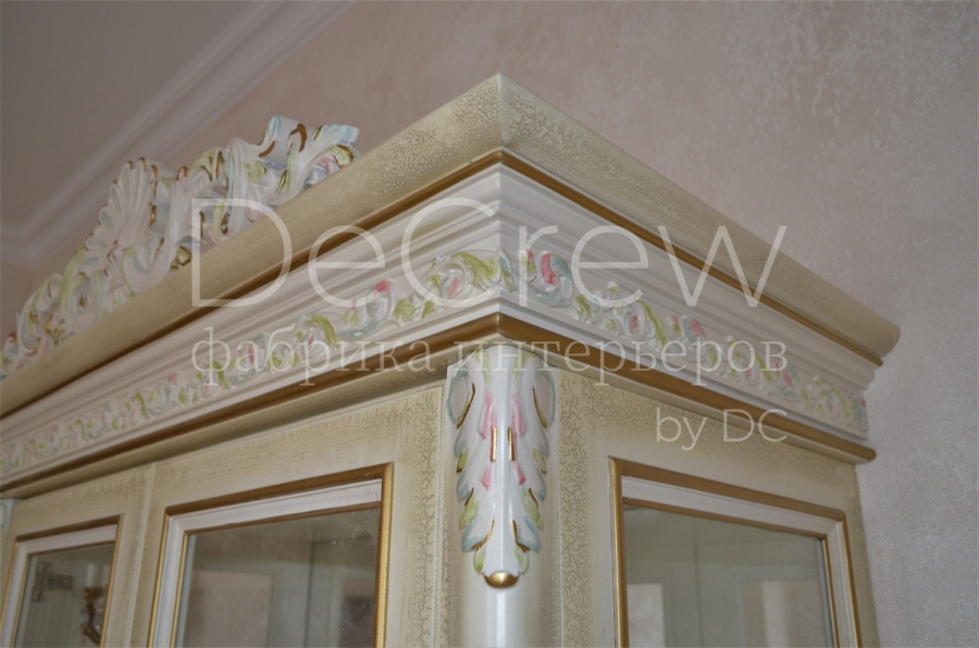 Изображение: Шкаф витрина для посуды 3