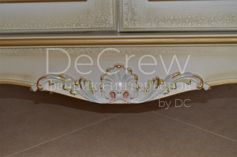 Изображение: Шкаф витрина для посуды 3